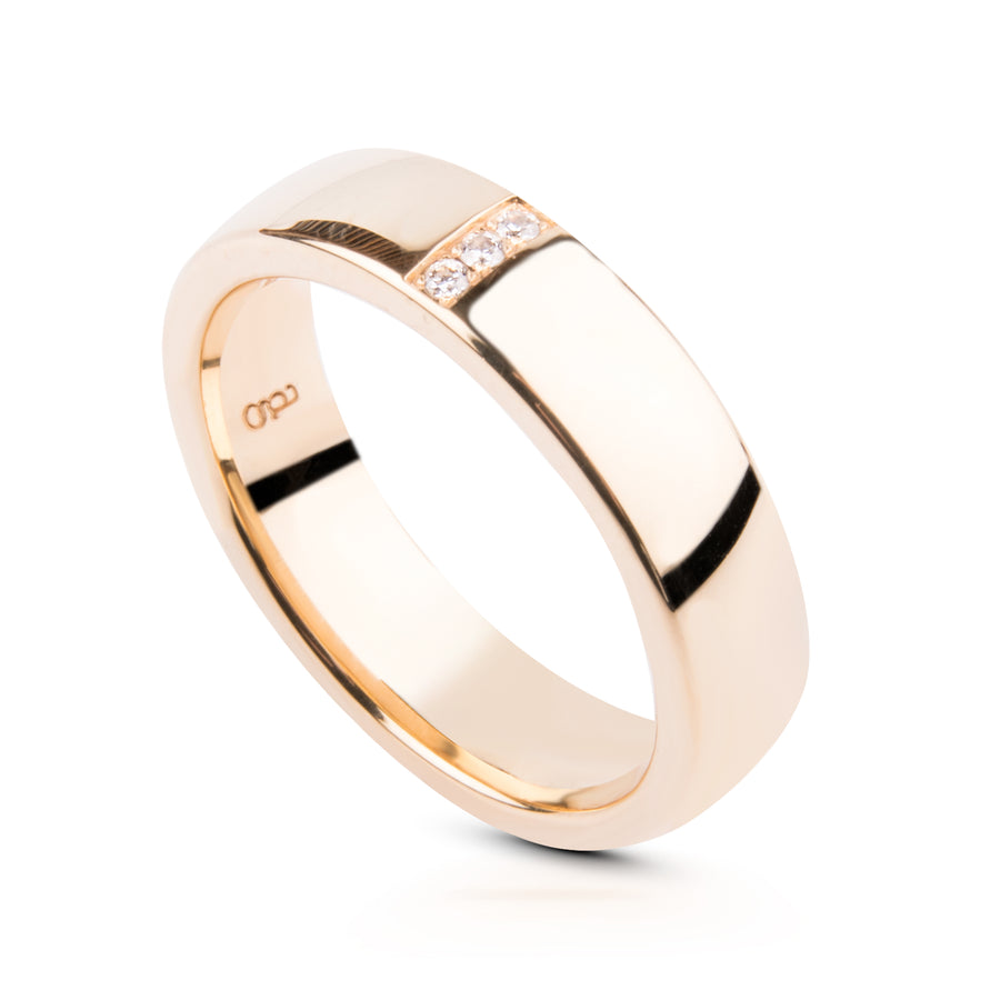 Ygne ring i guld med diamanter, elegant alliansring