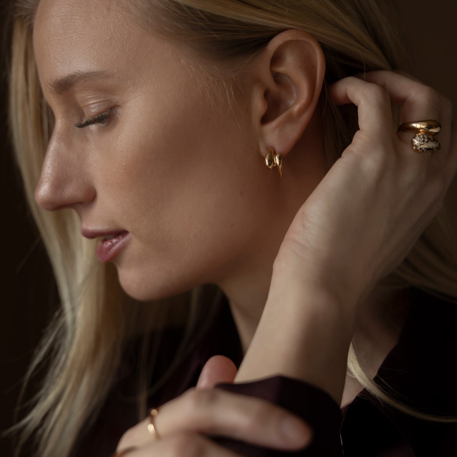 GOT YOUR BACK - Ring large with 30 diamonds