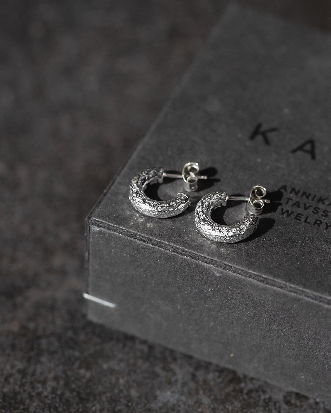 KARG - Earring C-hoop small