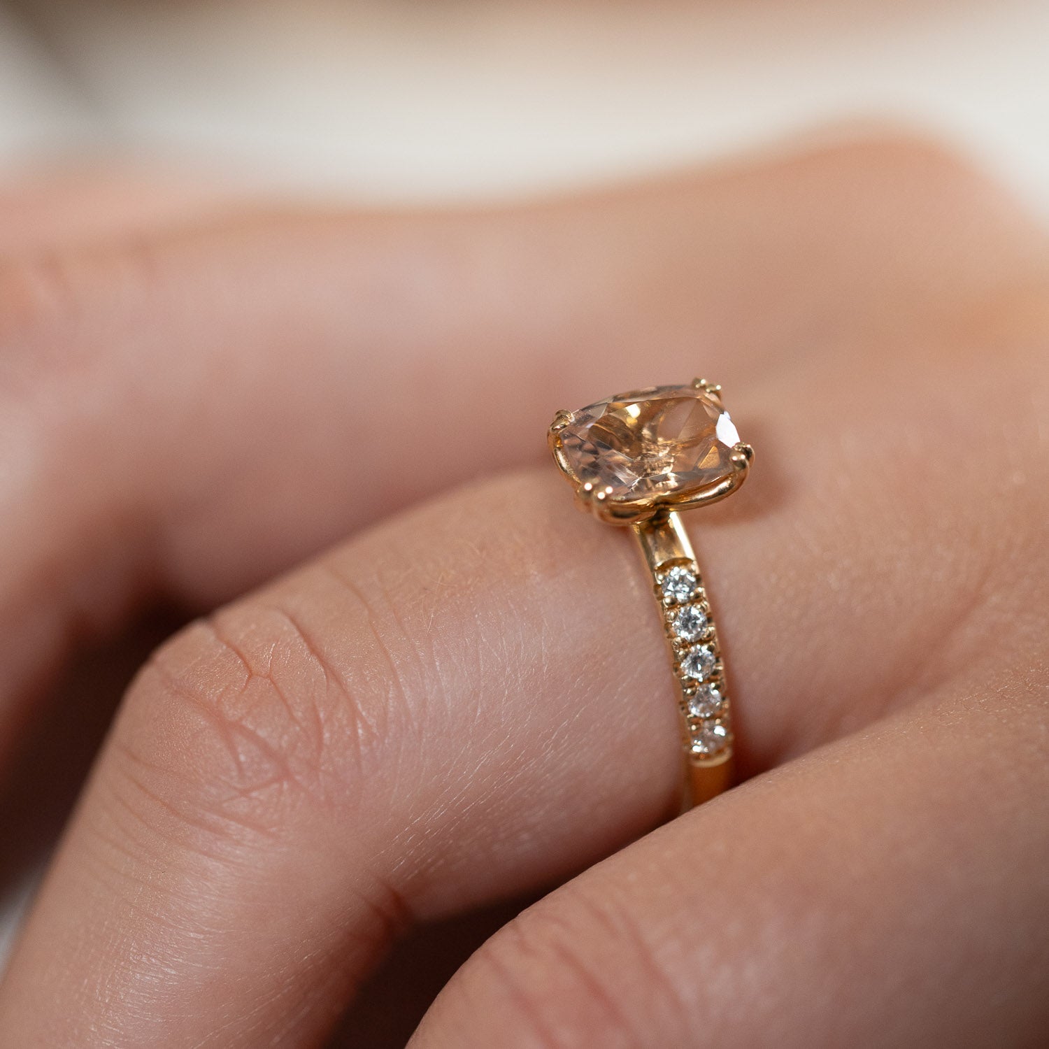 Aurora - Morganite ring