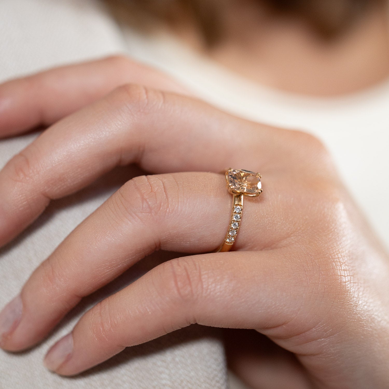 Aurora - Morganite ring