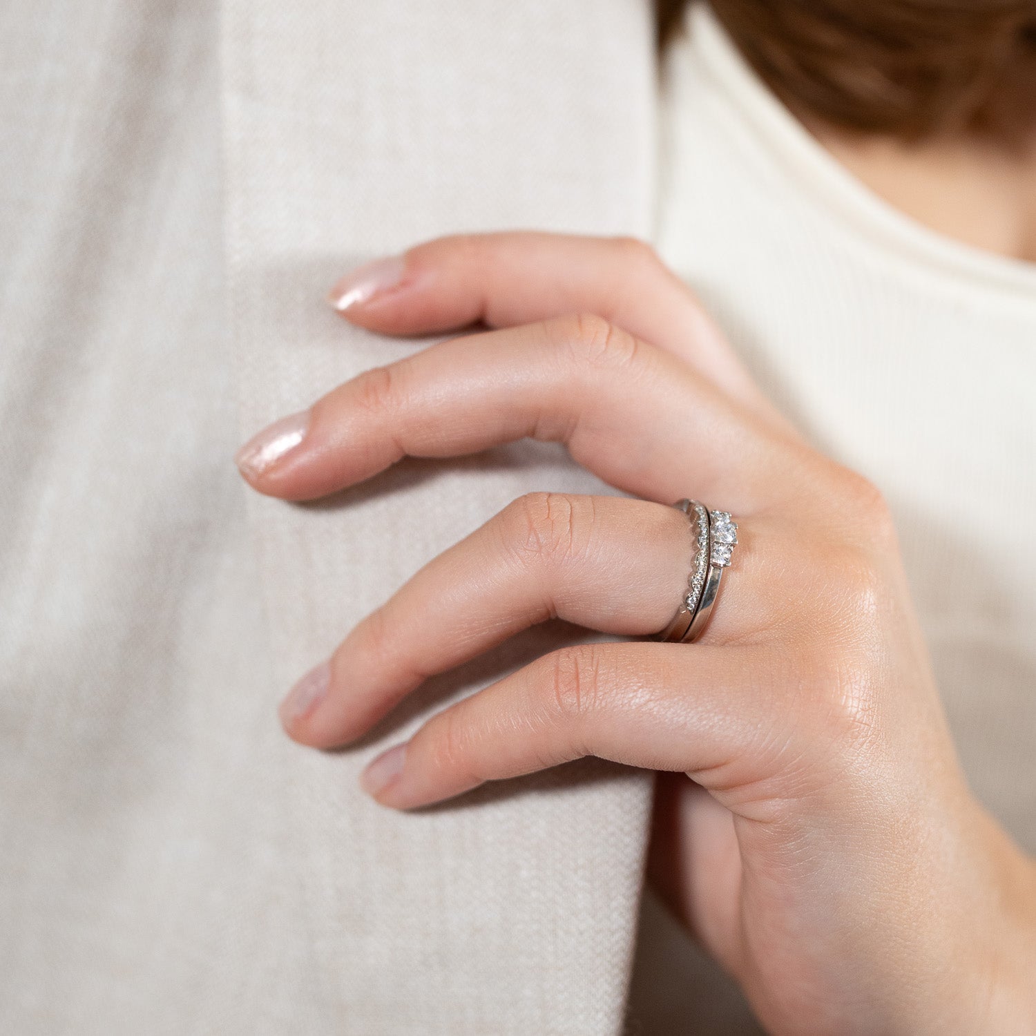 Lau (1 x0.14 + 2x0.06ct)