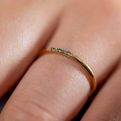 Leilu - green diamond - 18k gold ring