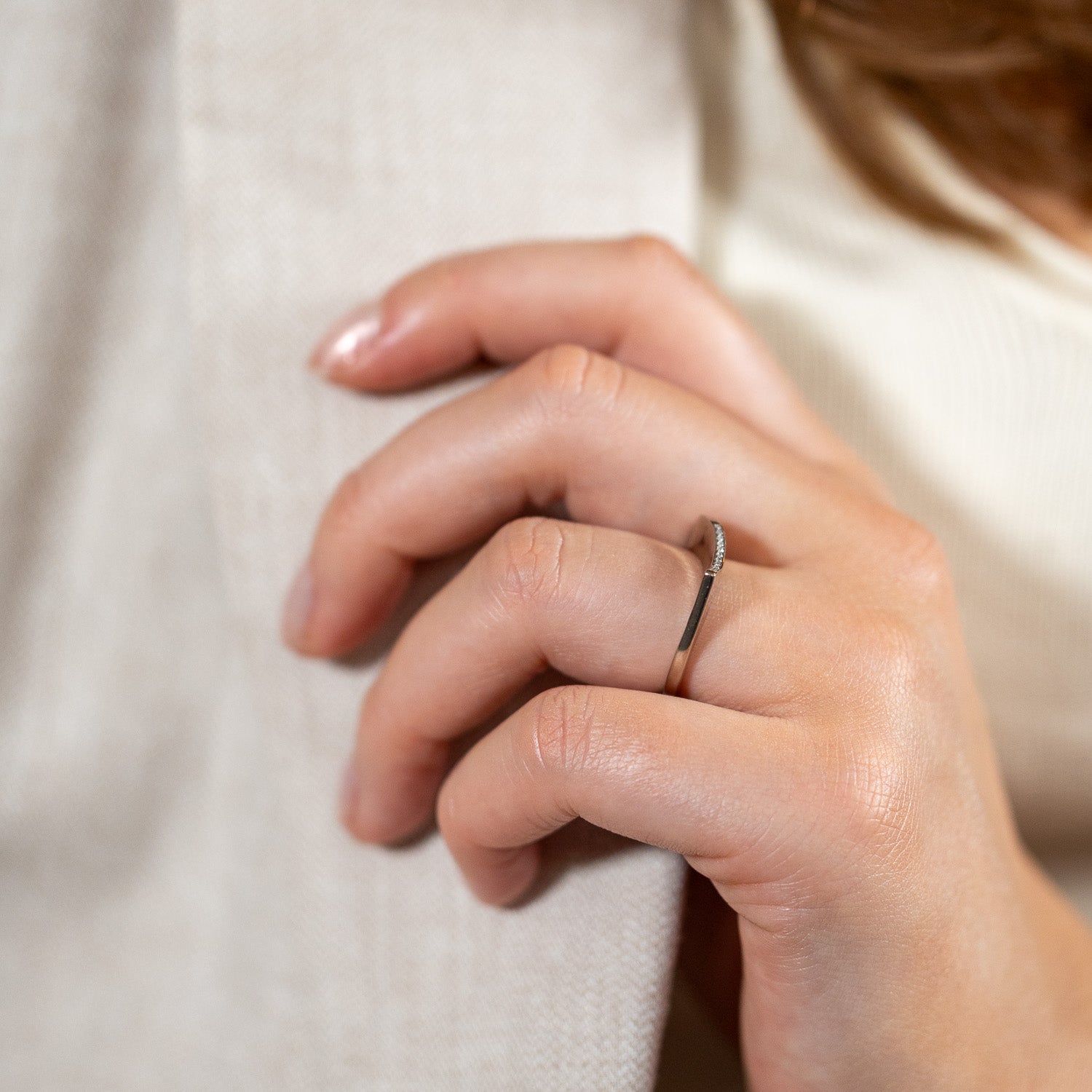 Sea breeze ring - 11 brilliant cut diamonds