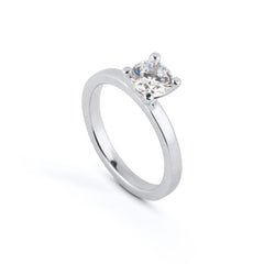 Karlsö – timeless solitaire ring