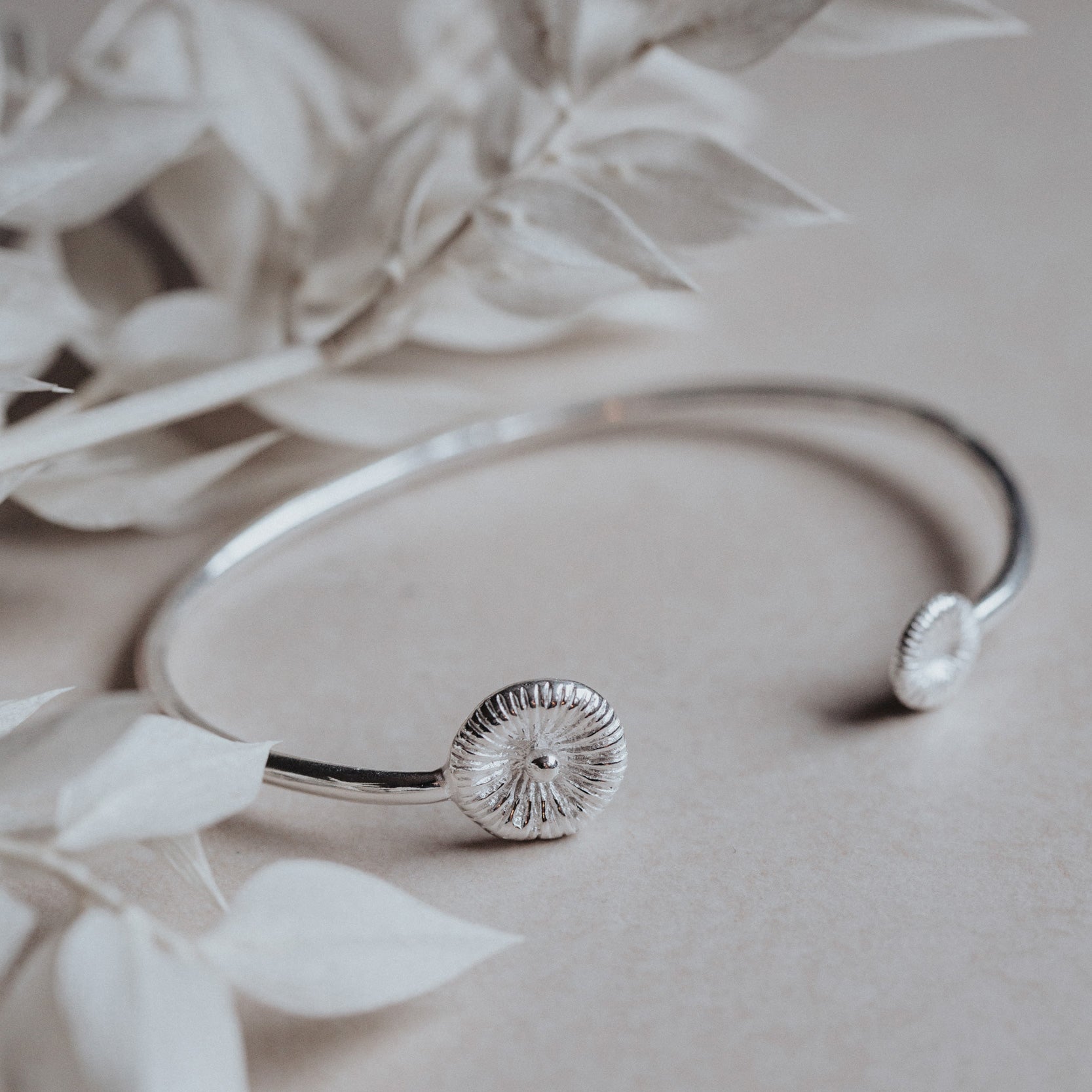 Button coral - Bangle