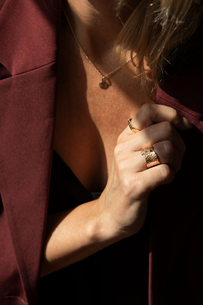 KARG - Ring with gray diamond